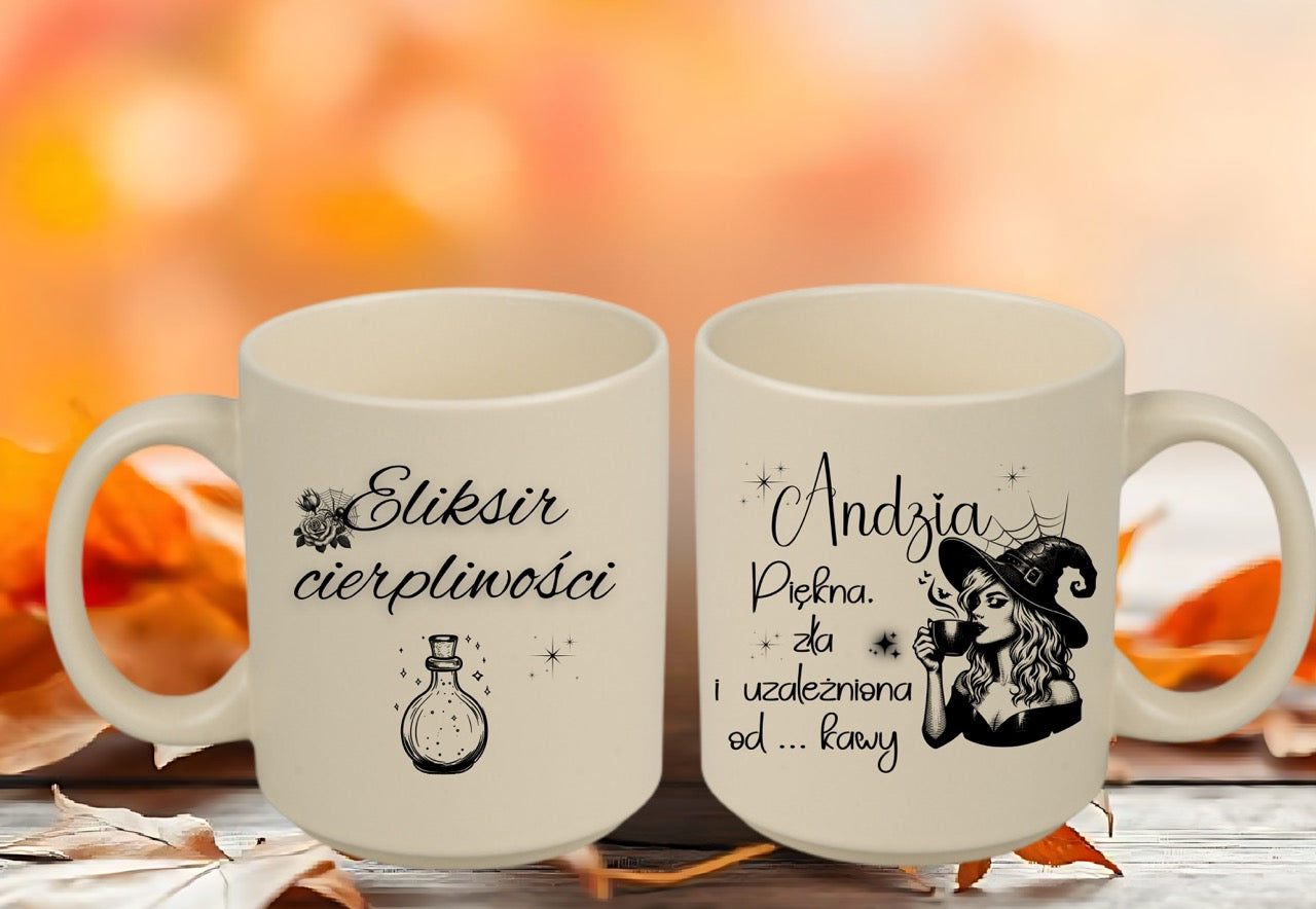 Kolorowy kubek ceramiczny z czarownicą