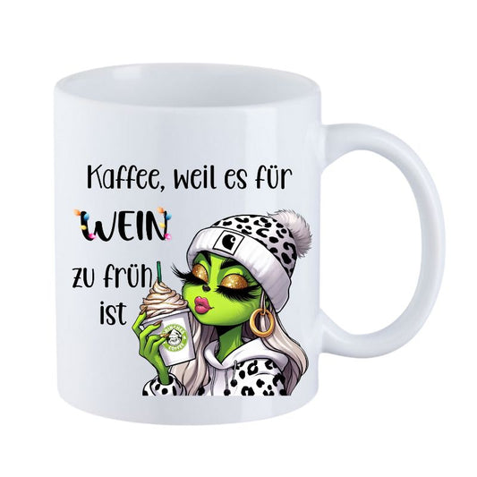Tasse "Kaffee, weil es für Wein zu früh ist" Lady Grinch mit weisse Mütze