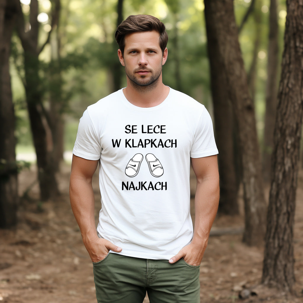 T-Shirt męski "Se lece w klapkach najkach"