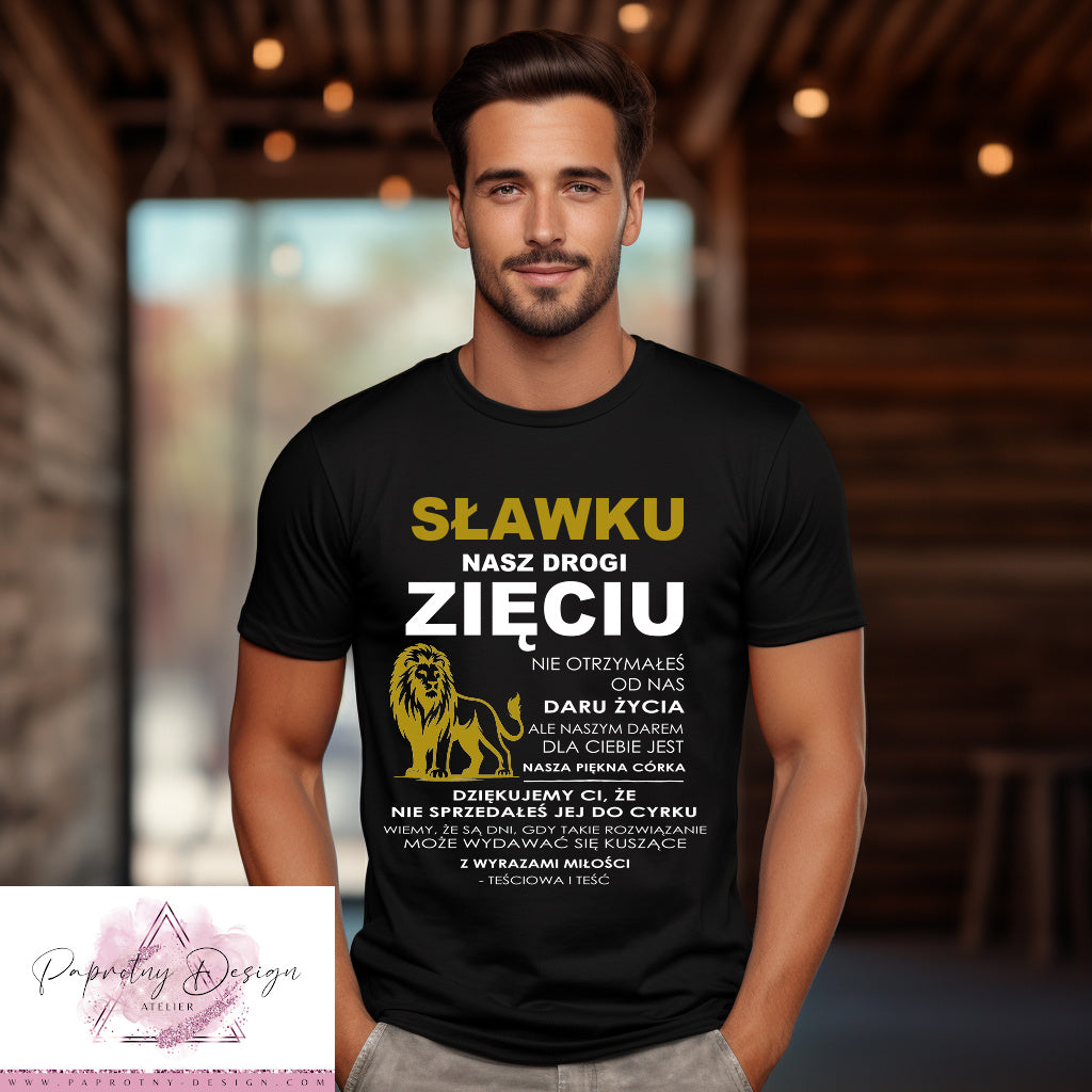 T-Shirt męski „Nasz drogi zięciu" biały/złoty z imieniem