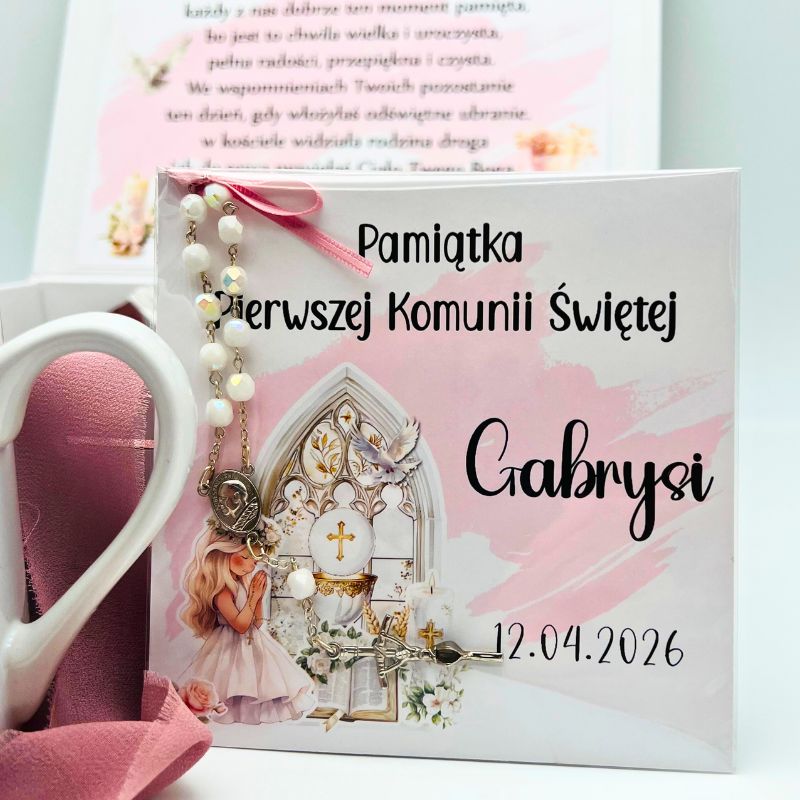 Pamiątkowe pudełko komunijne – personalizowany zestaw na Pierwszą Komunię Świętą dla dziewczynki