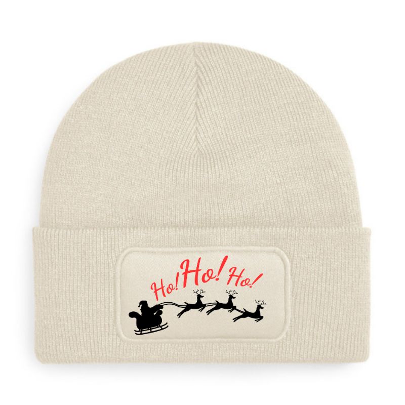 Czapka „HOHOHO” (Mikołaj w saniach z reniferami)