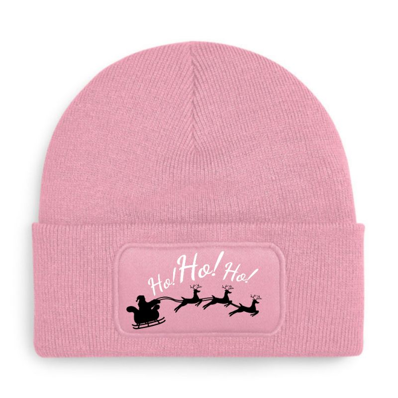 Czapka „HOHOHO” (Mikołaj w saniach z reniferami)