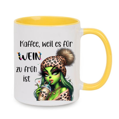 Tasse "Kaffee, weil es für Wein zu früh ist" Lady Grinch mit Halskette