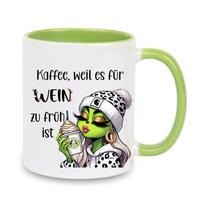 Tasse "Kaffee, weil es für Wein zu früh ist" Lady Grinch mit weisse Mütze