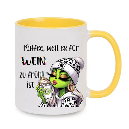 Tasse "Kaffee, weil es für Wein zu früh ist" Lady Grinch mit weisse Mütze